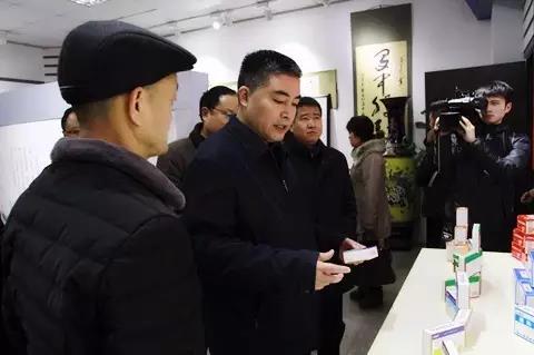 3aed61e.jpg 3aed61e.jpg