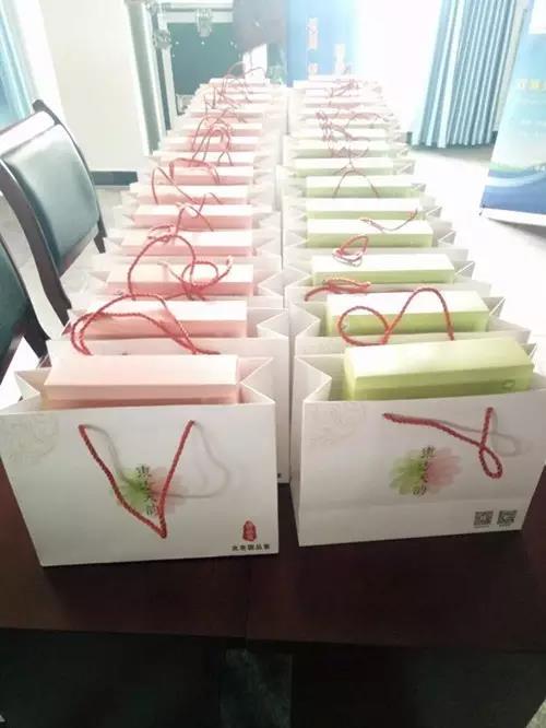 7766b98.jpg 7766b98.jpg